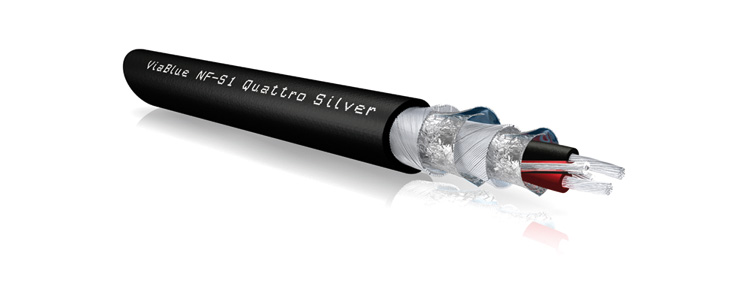 Das NF-S1 Silver Quattro Analogkabel von VIABLUE™ ist mit vier Schichten ausgestattet, darunter eine Abschirmung aus versilbertem Kupfer und eine Isolation aus PTFE (Teflon), um Interferenzen zu reduzieren.