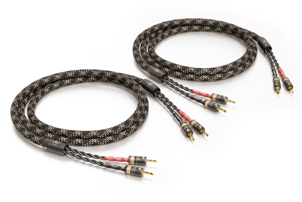 The SC-4 Silver Single-Wire speaker cable from VIABLUE™ features high-quality banana plugs that provide a secure and reliable connection between the speaker and the amplifier.