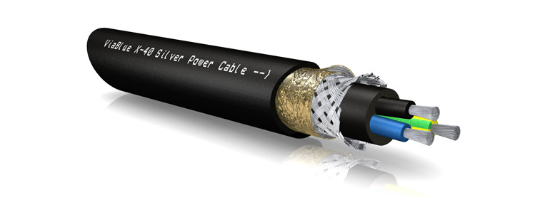 Das X-40 Silver Netzkabel von VIABLUE™ ist ein hochwertiges Kabel für Hi-Fi- und Heimkino-Anwendungen.